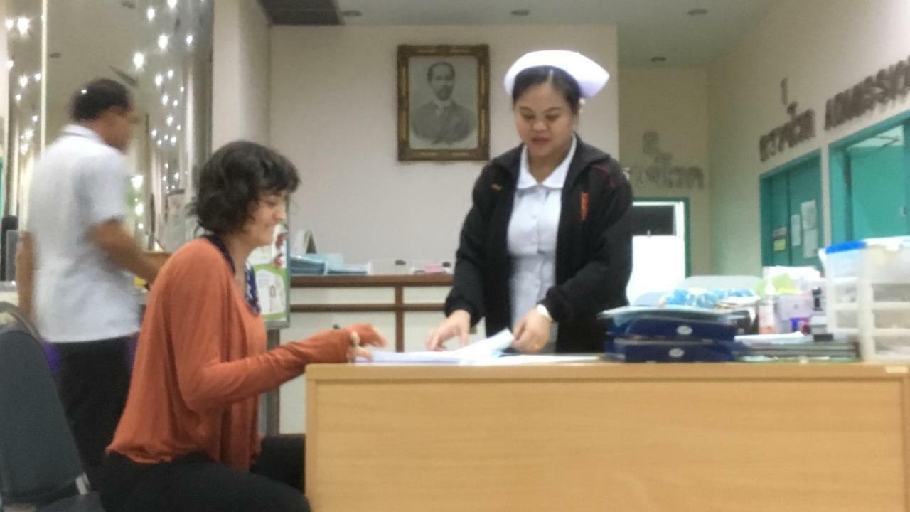 Stamp Hostel (Adults Only) Ban Yang  Extérieur photo