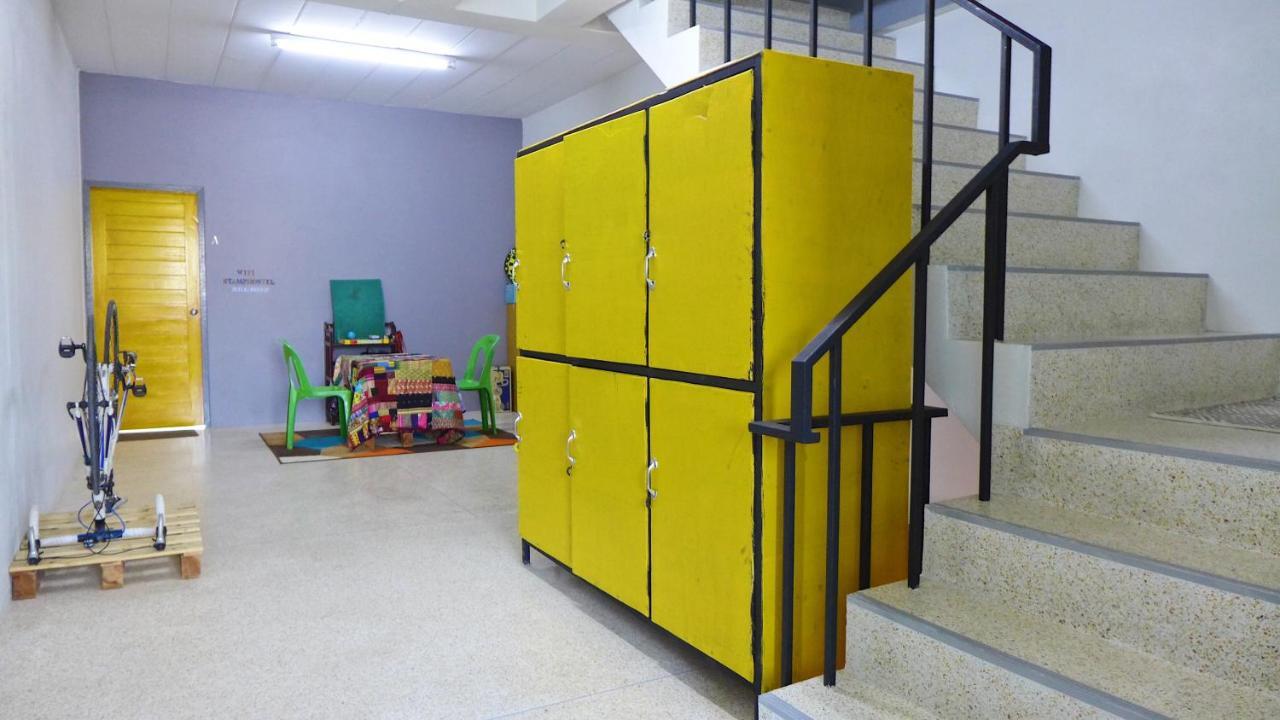 Stamp Hostel (Adults Only) Ban Yang  Extérieur photo