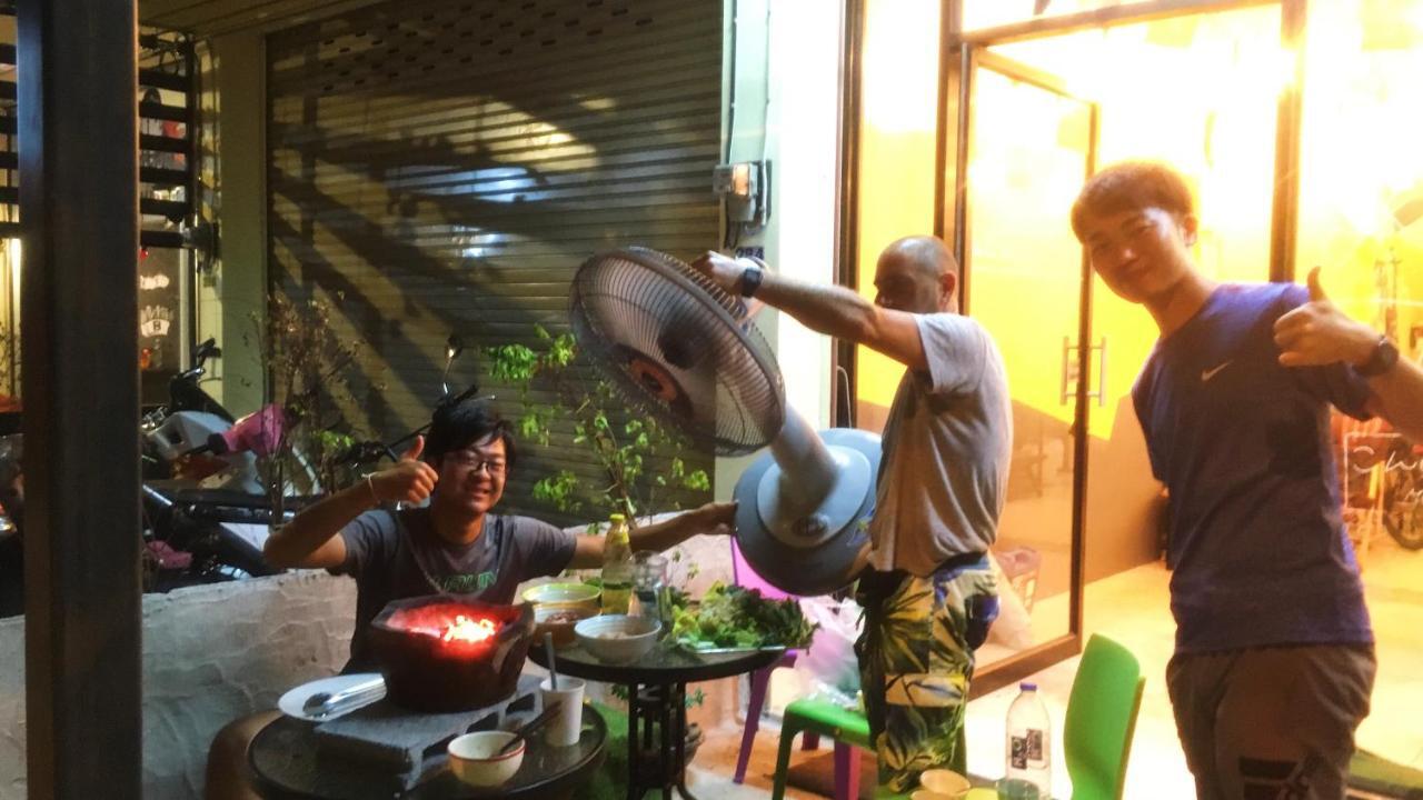 Stamp Hostel (Adults Only) Ban Yang  Extérieur photo